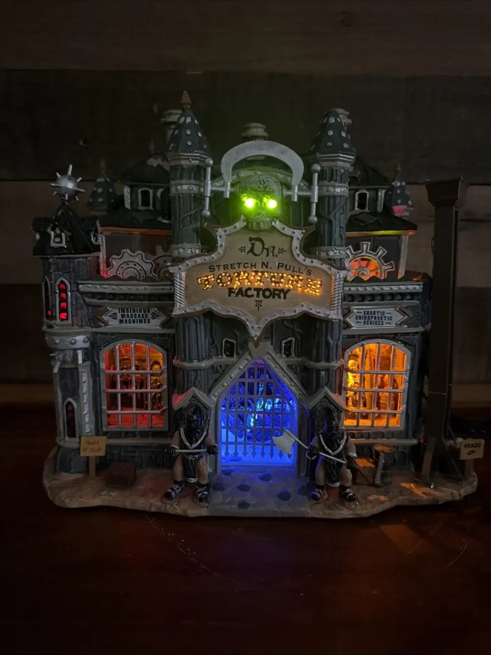 Lemax Spooky Town Dr. Stretch N. Pull’s Torture Factory -please Read